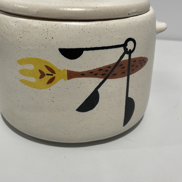 Vintage 1970s West Bend Bean Pot Server 2 qt. With lid - Picture 6 of 16